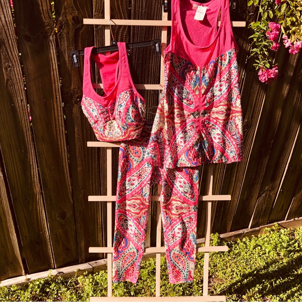 NEW Nanette Lepore sports bra, Leggings and tank Top Set XS